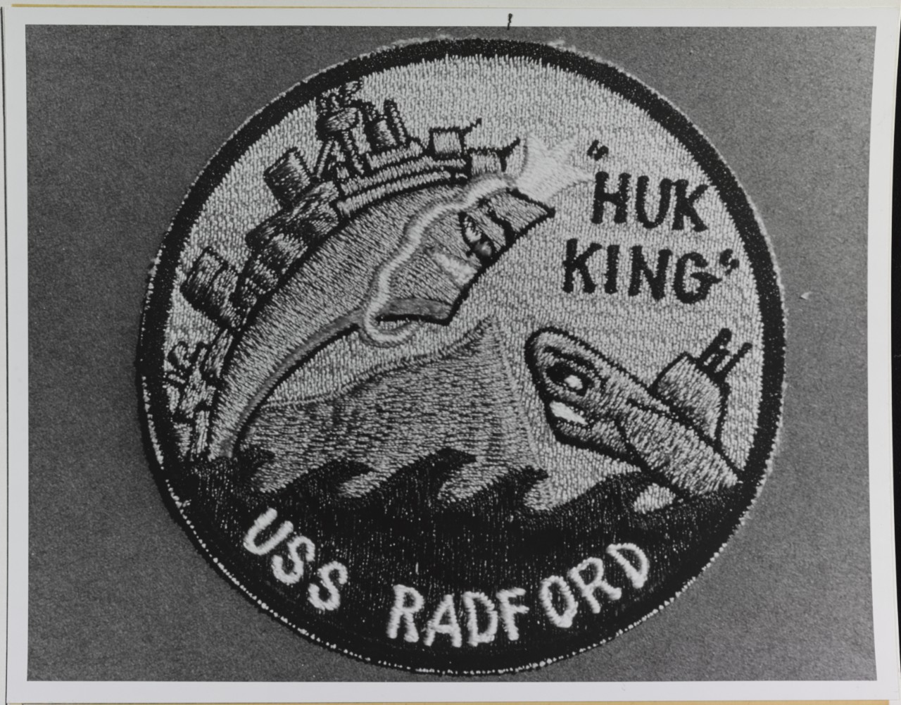 Insignia:  USS RADFORD (DD-446)