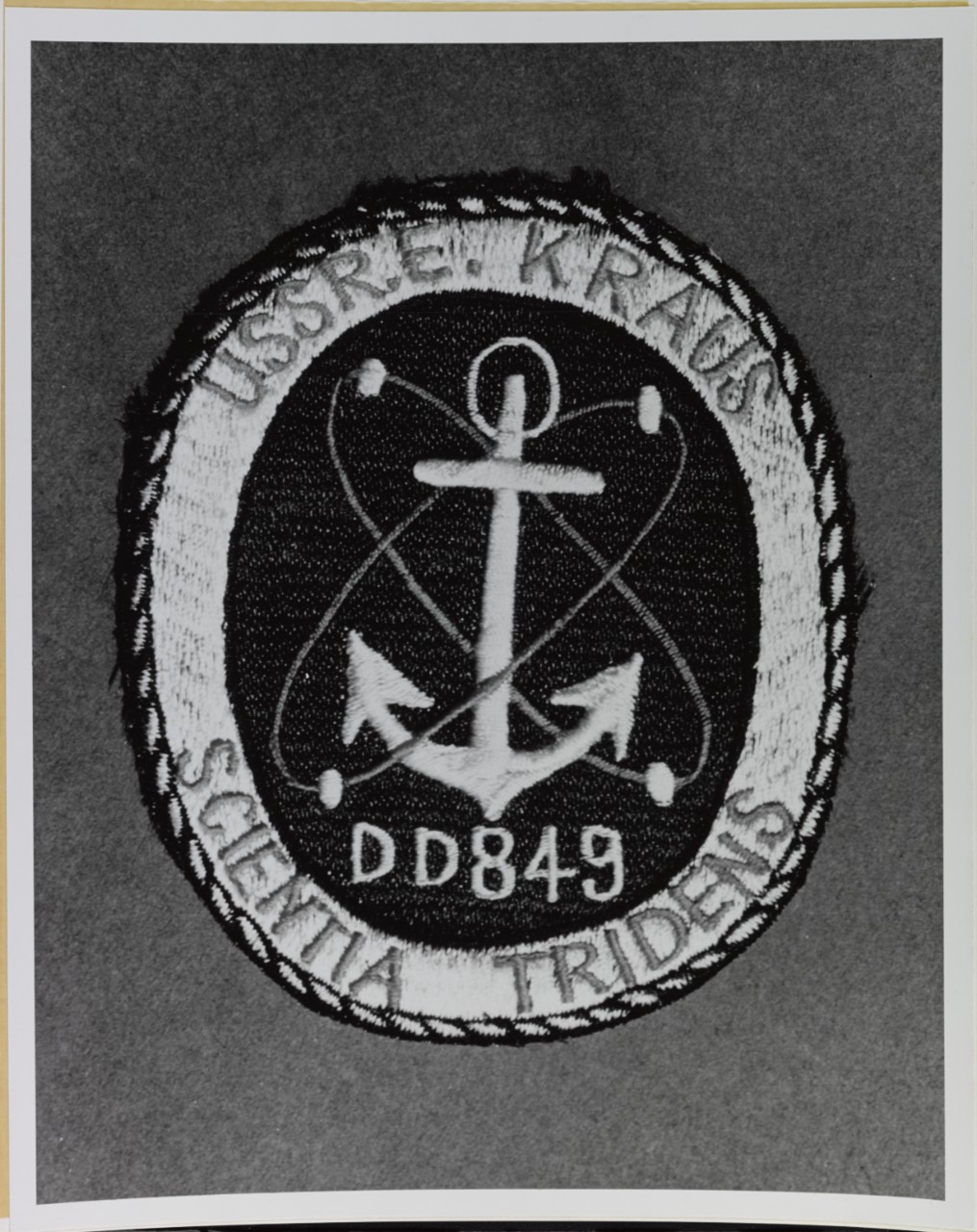 Insignia: USS RICHARD E. KRAUS (DD-849)