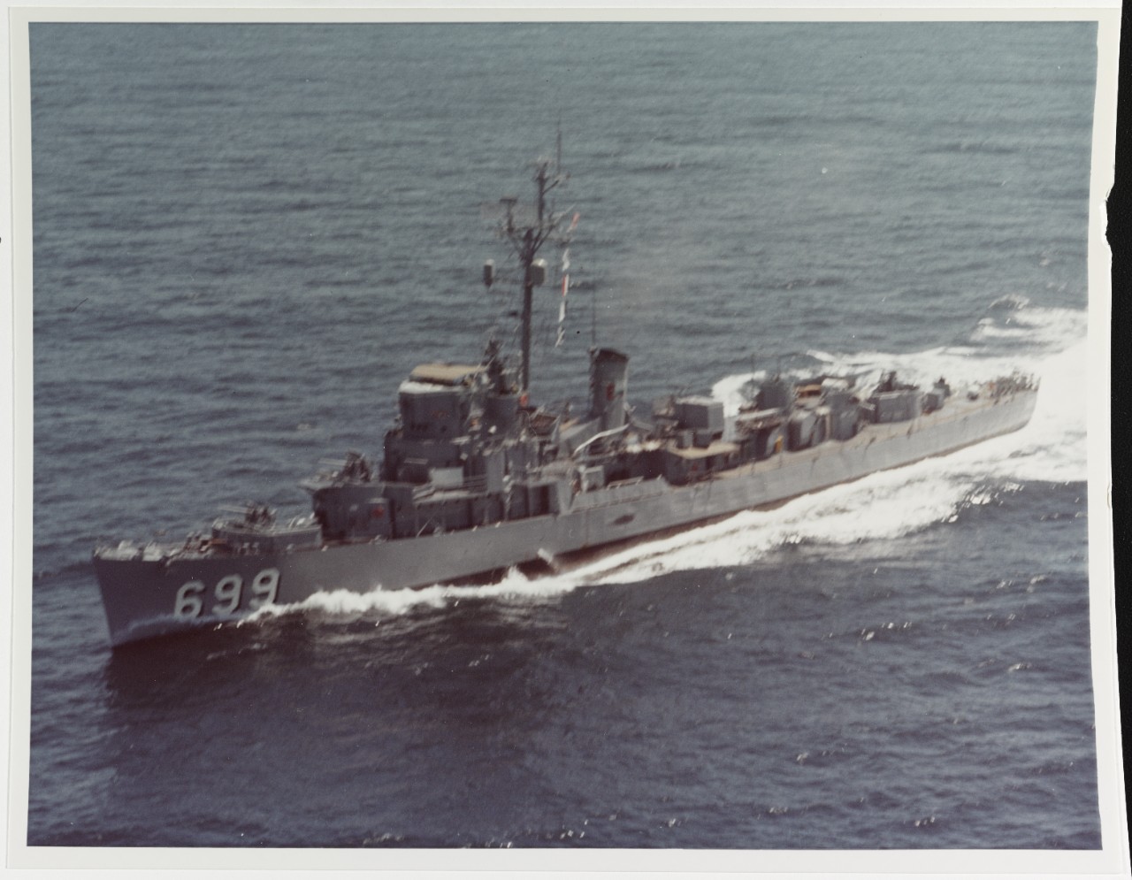 USS MARSH (DE-699)