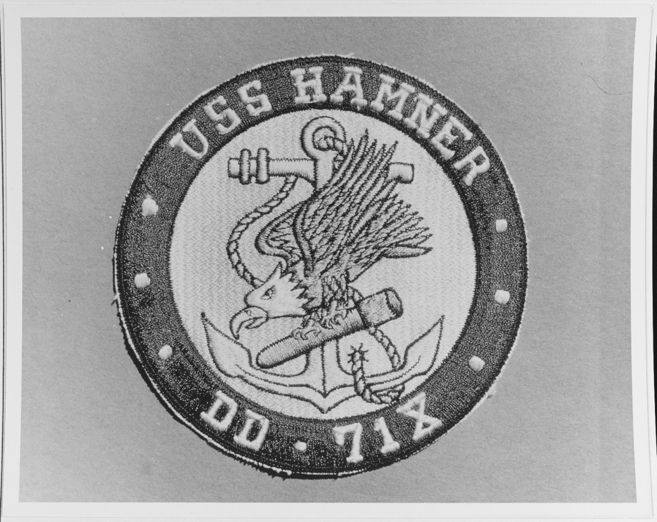 Insignia: USS HAMNER (DD-718)