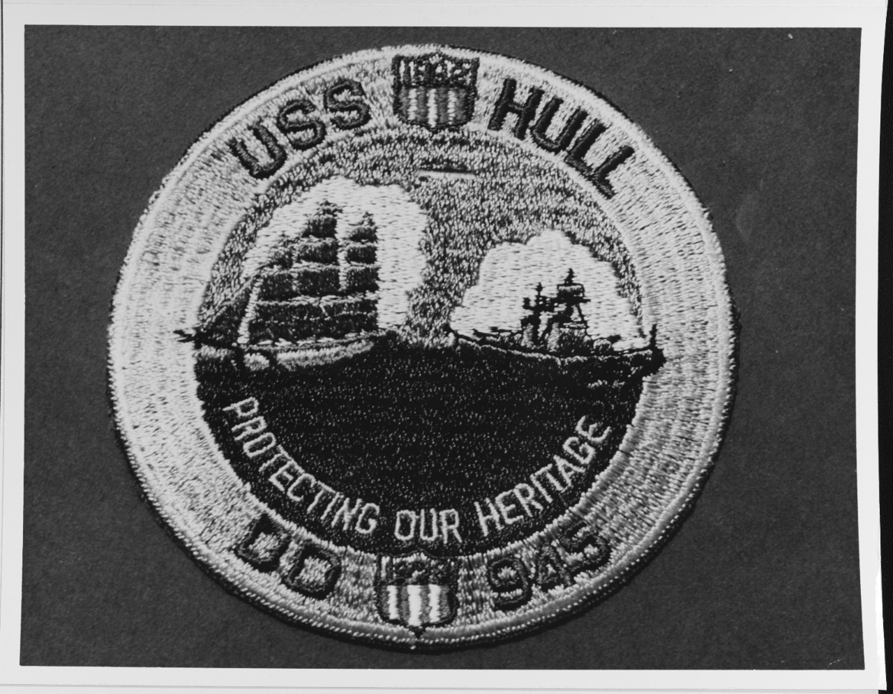 Photo #: NH 68390-KN USS Hull (DD-945)