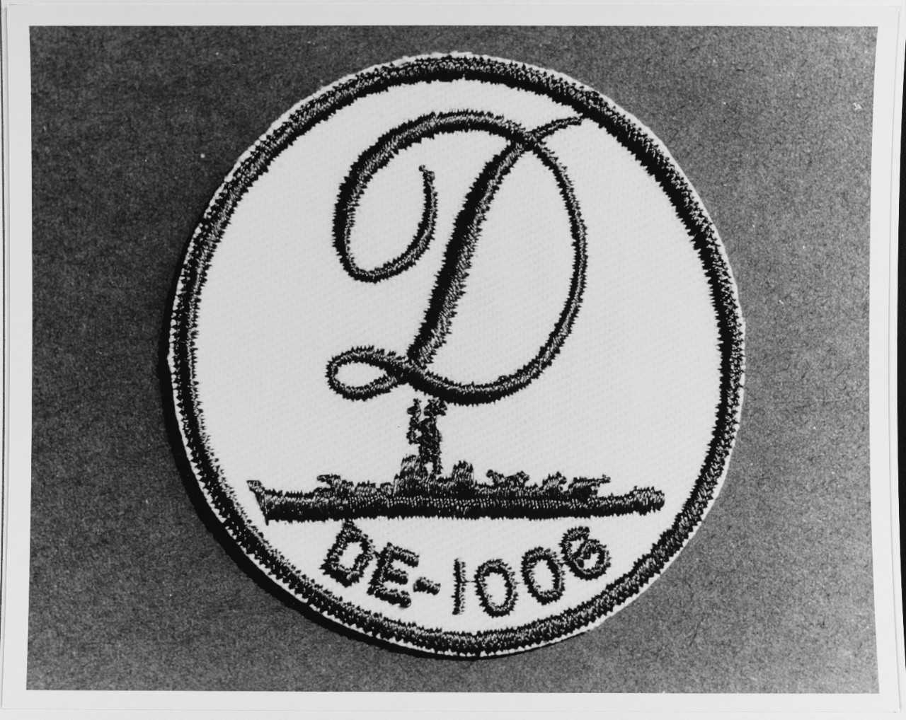 Insignia: USS DEALEY (DE-1006)