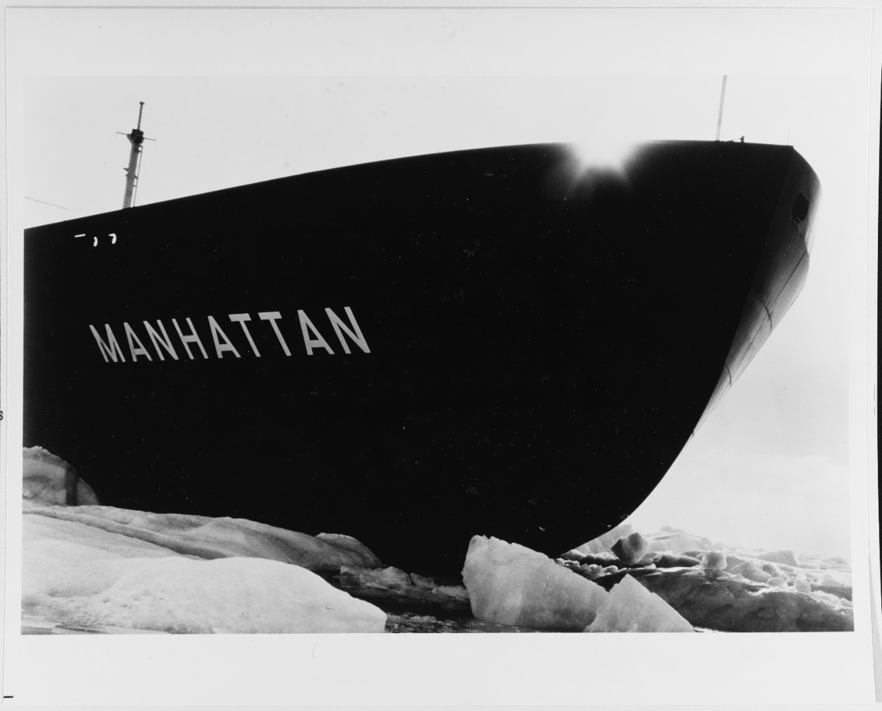 SS MANHATTAN