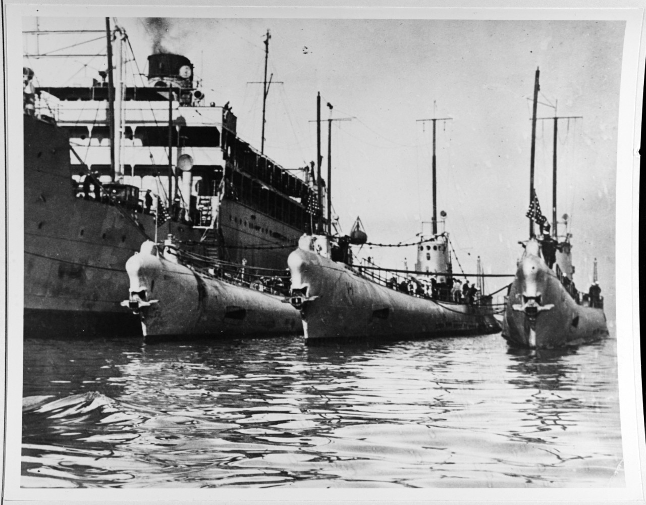 Photo #: NH 69094  &quot;V&quot; type submarines