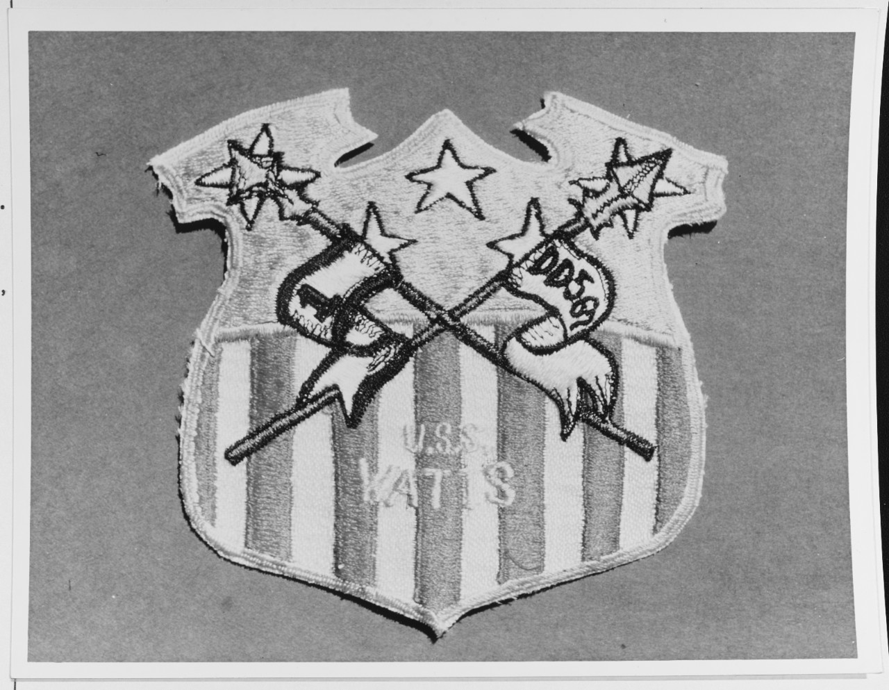 Insignia:  USS WATTS (DD-567)