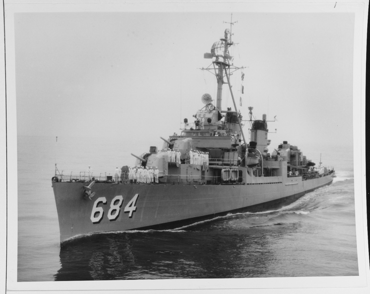Photo #: NH 69837-A  USS Wedderburn (DD-684)