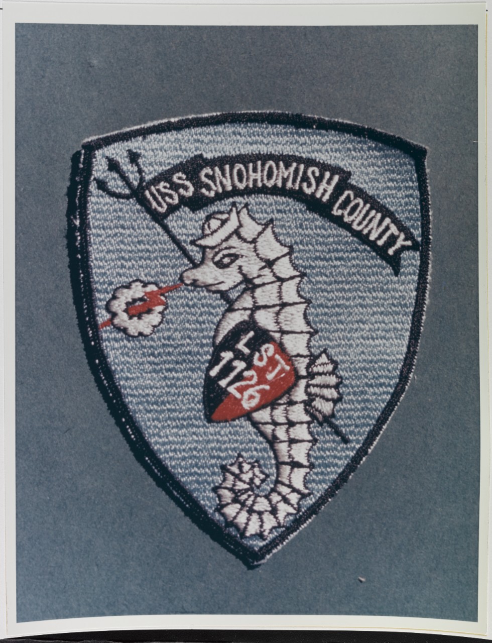 Insignia:  USS SNOHOMISH COUNTY (LST-1126)