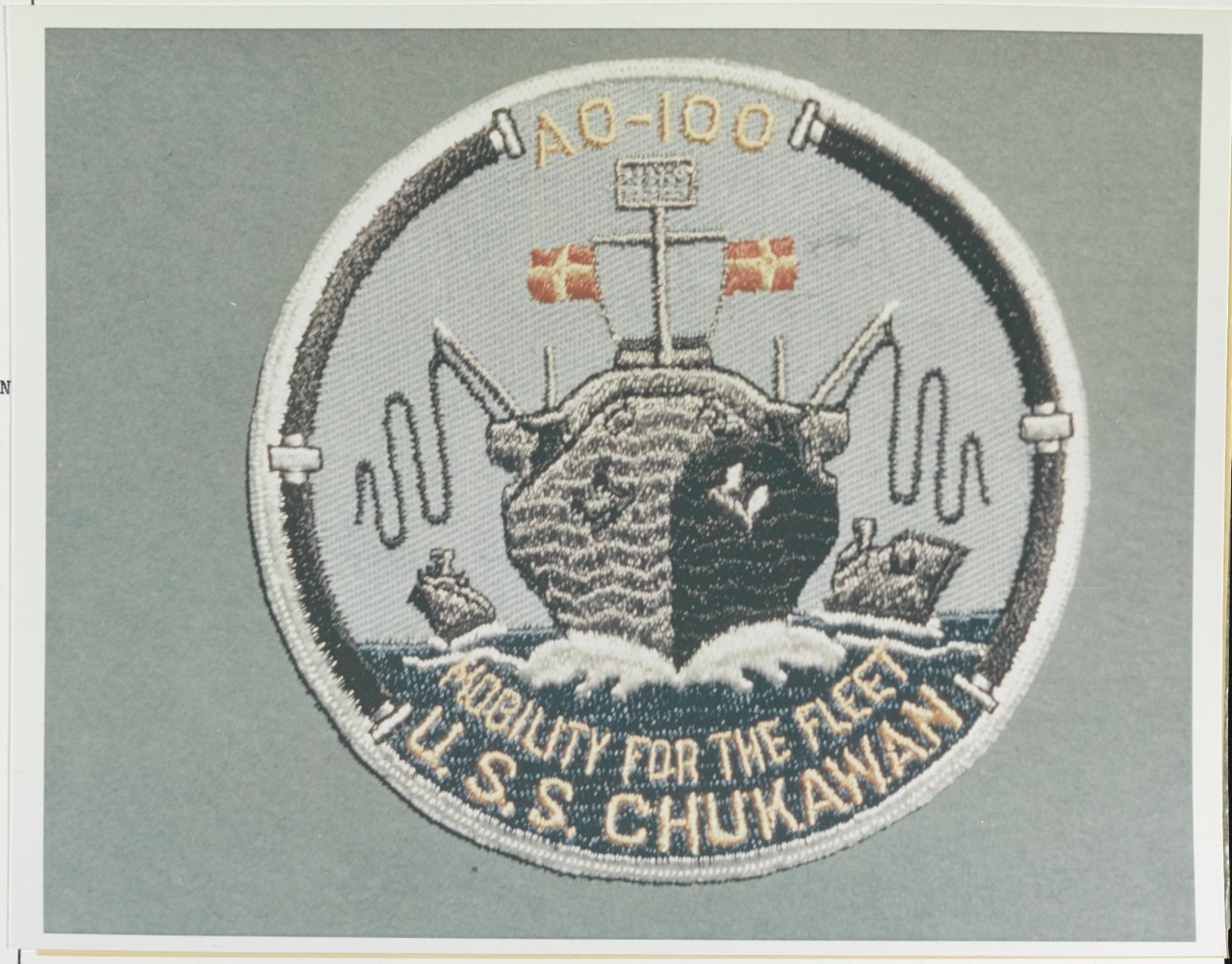 Insignia: USS CHUKAWAN (AO-100)
