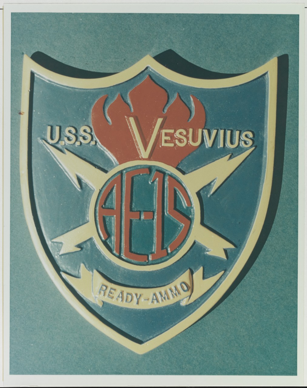 Insignia: USS VESUVIUS (AE-15)