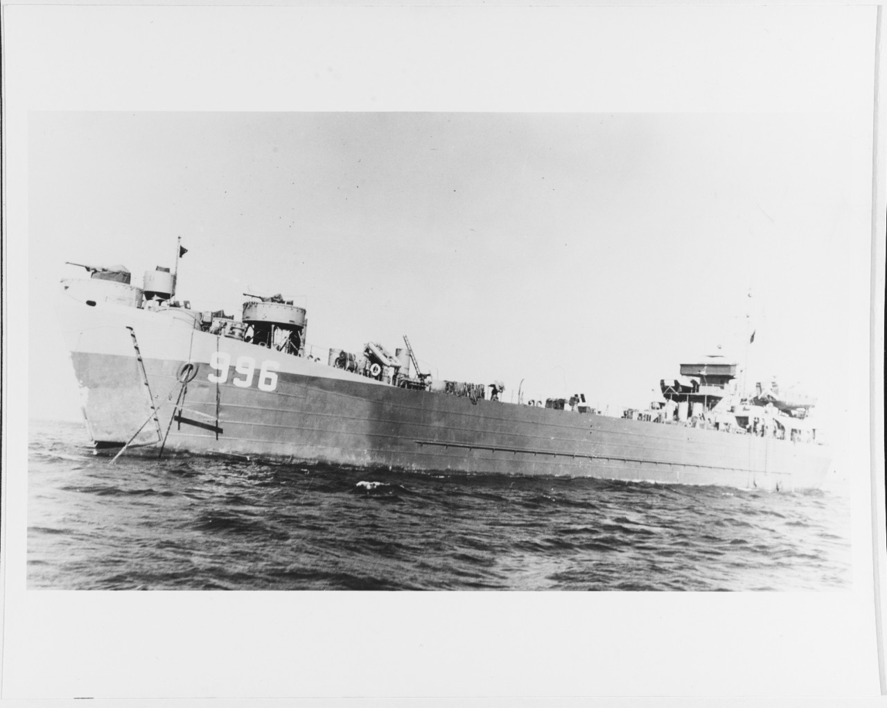 USS LST-996