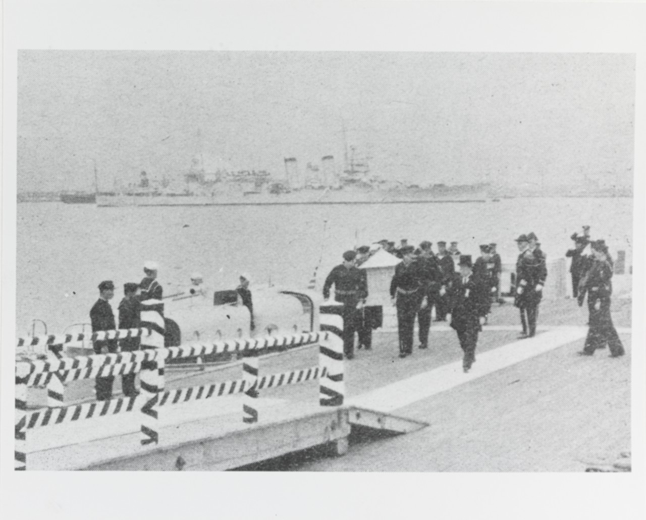 Remains of Ambassador Hiroshi Saito (1886-1939) arrive in Japan