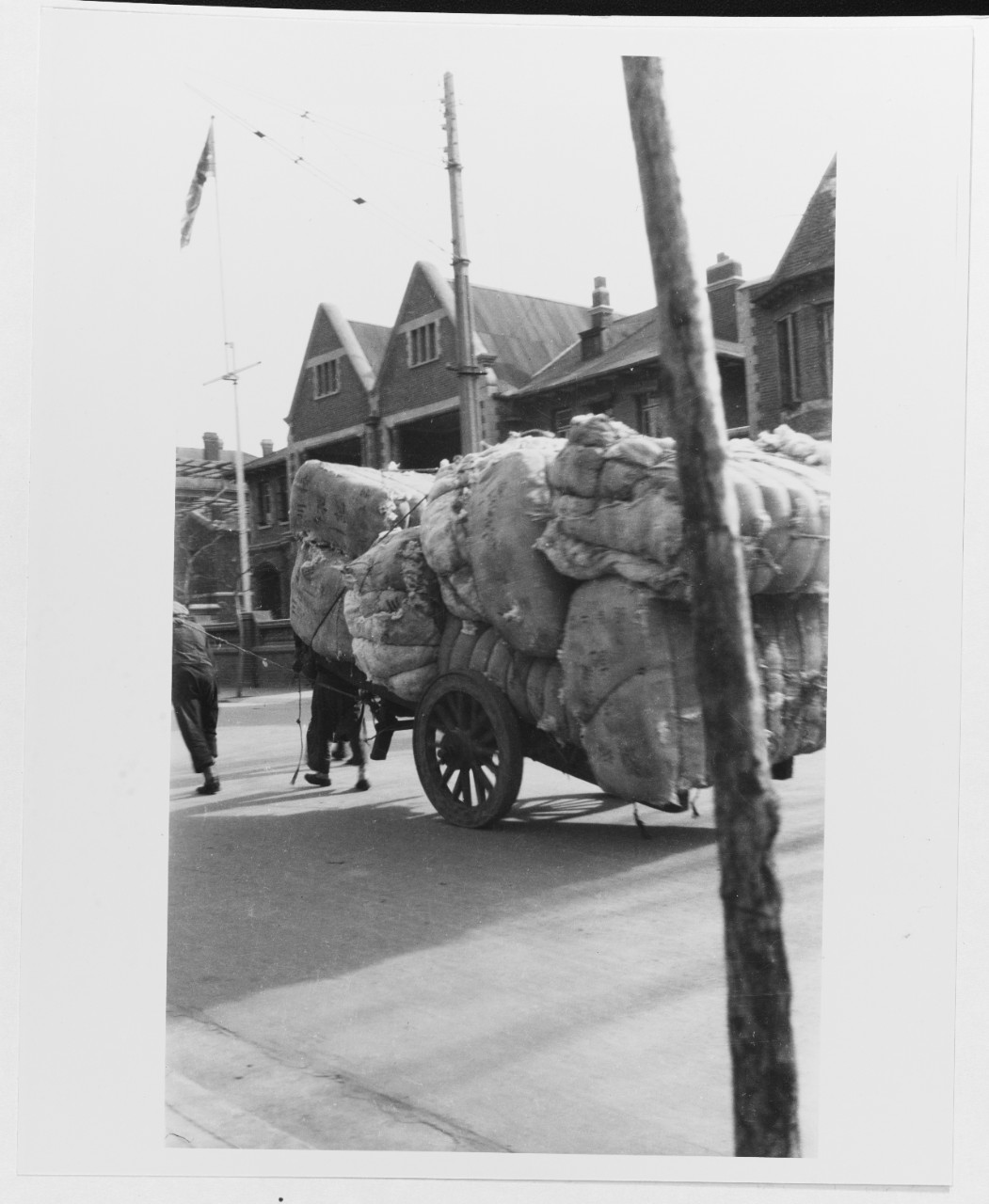 Chinese cart, with a load of cotton