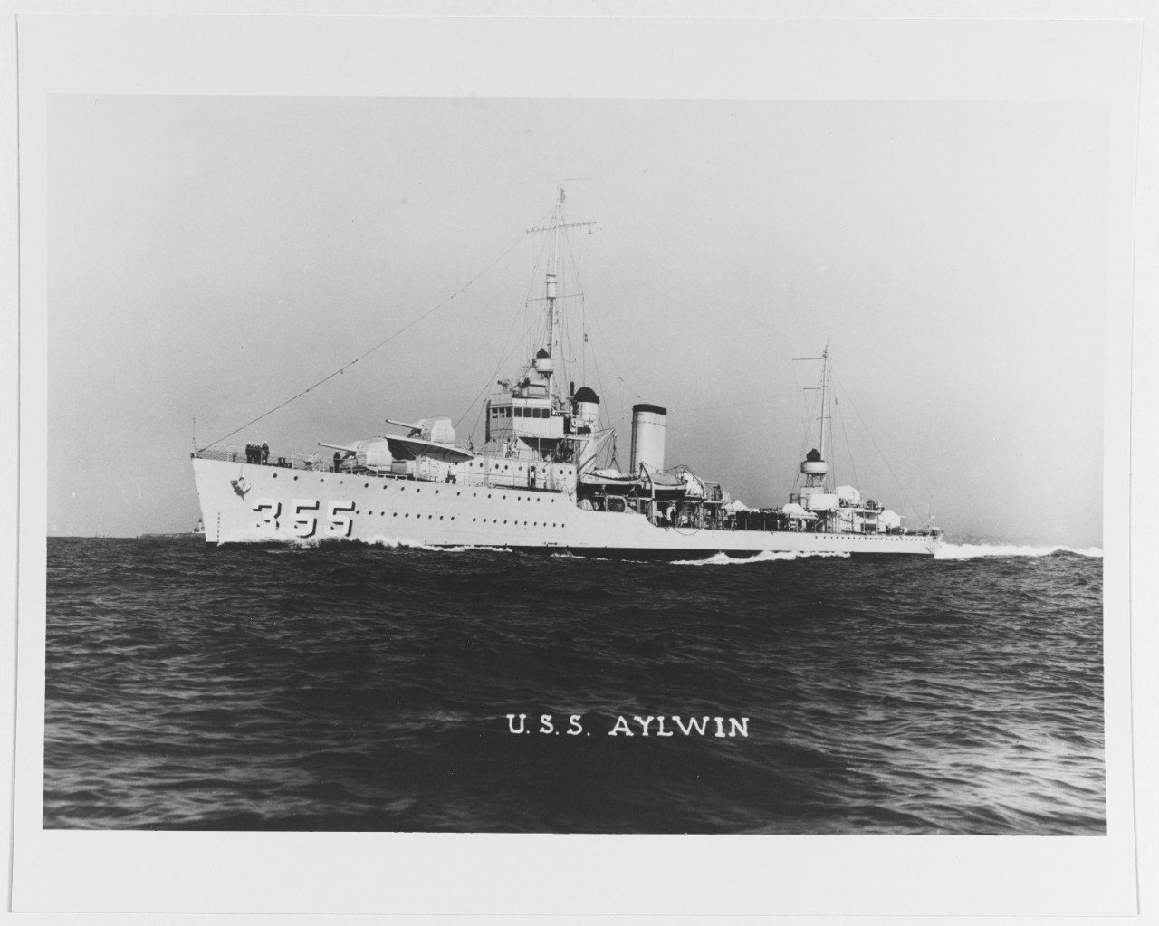 Photo #: NH 77066  USS Aylwin