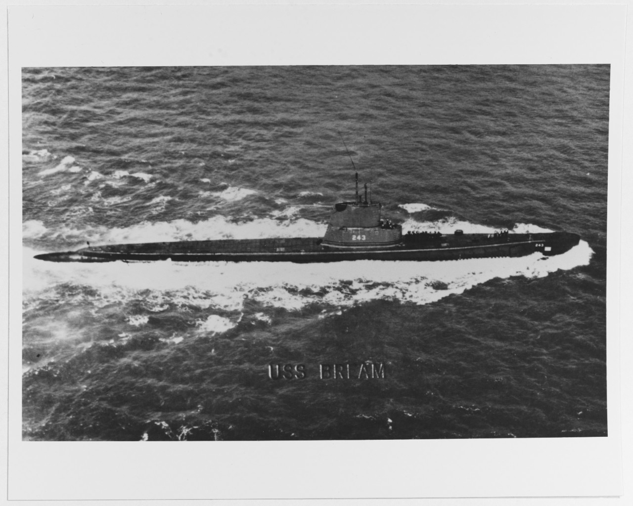 USS BREAM (SSK-243)