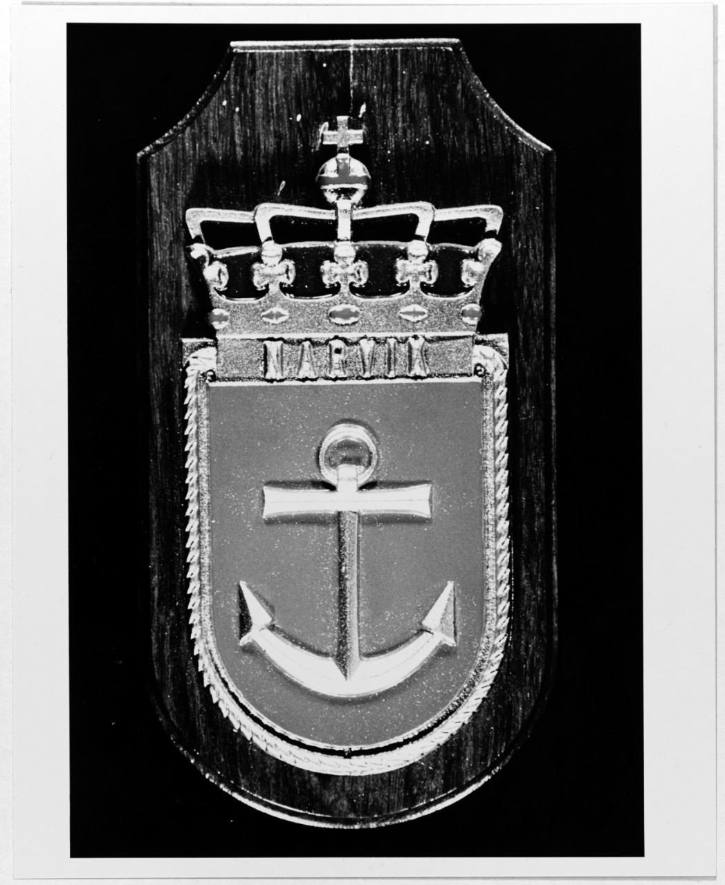 Insignia:  NARVIK (Norwegian frigate, 1965)