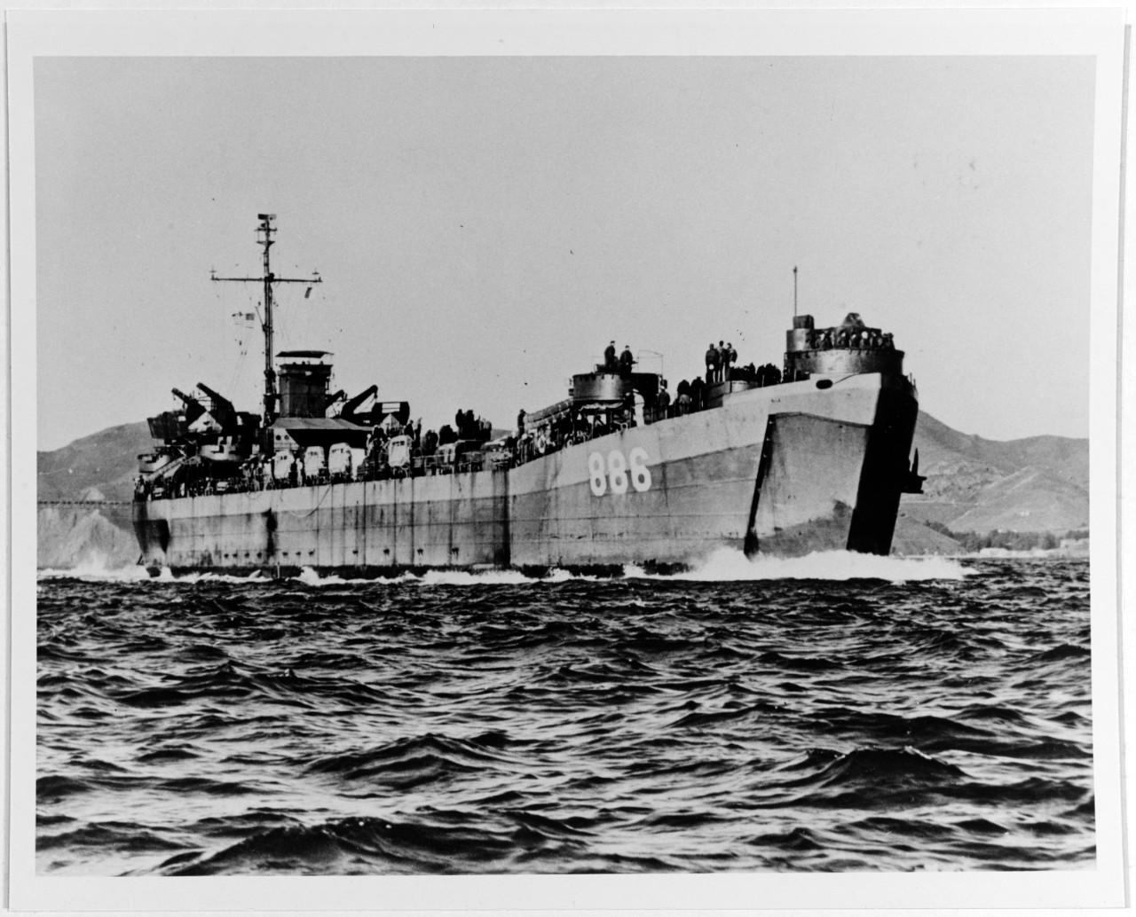 USS LST-886