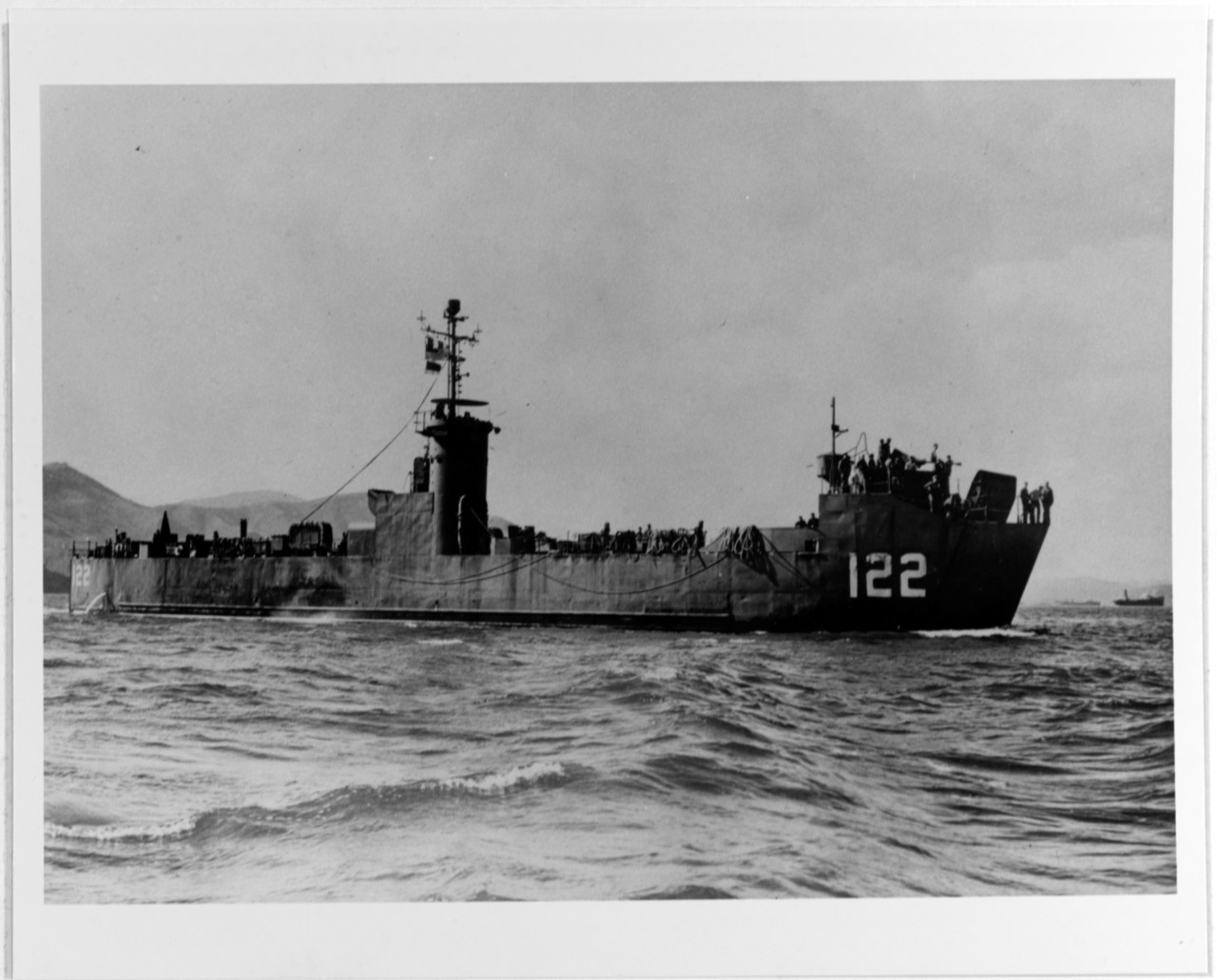 USS LSM-122