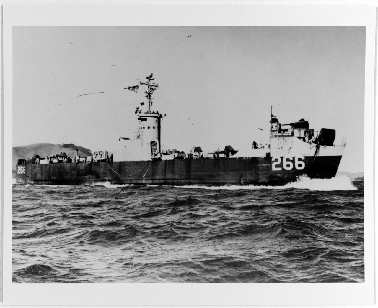 USS LSM-266