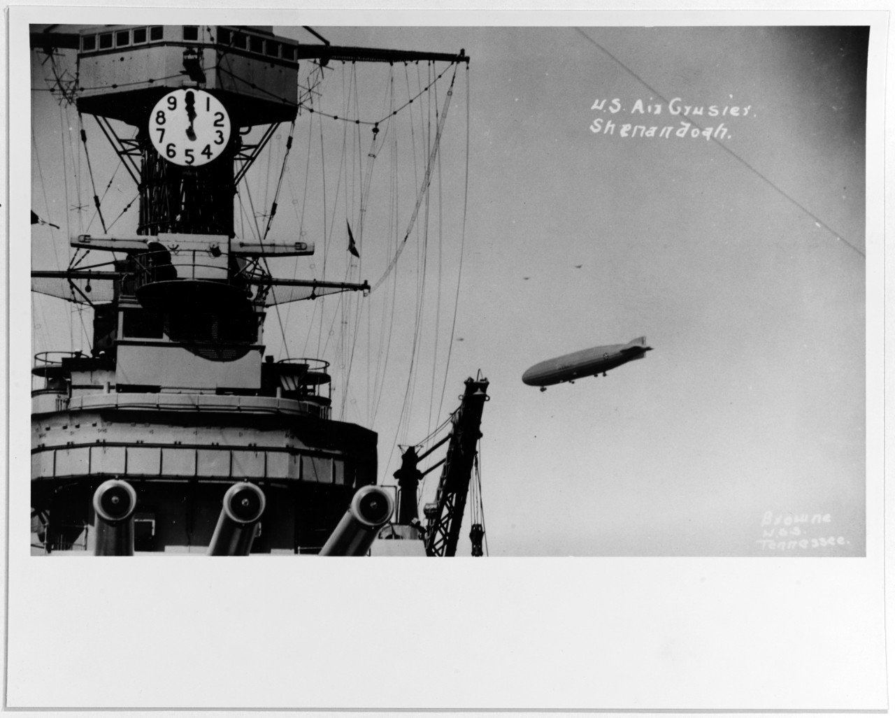 Photo #: NH 80545  USS Shenandoah (ZR-1)