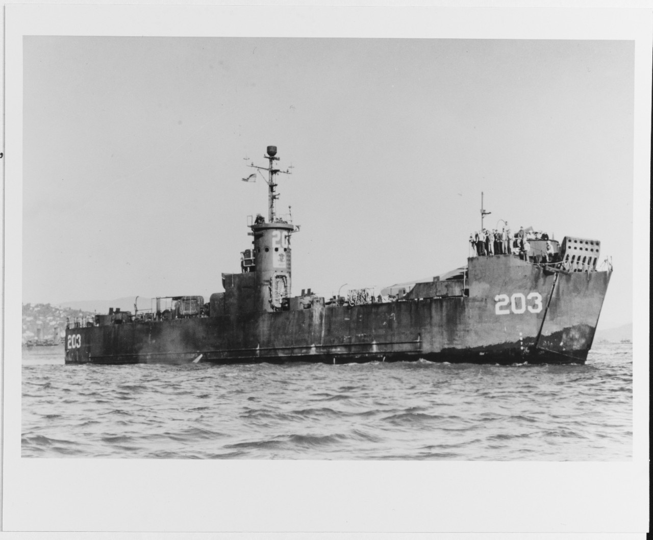 USS LSM-203