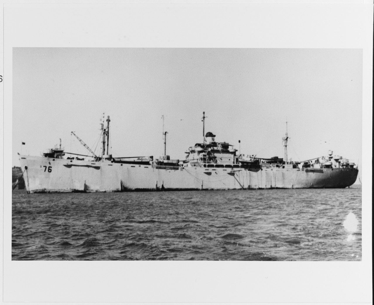 USS AVERY ISLAND (G-76)