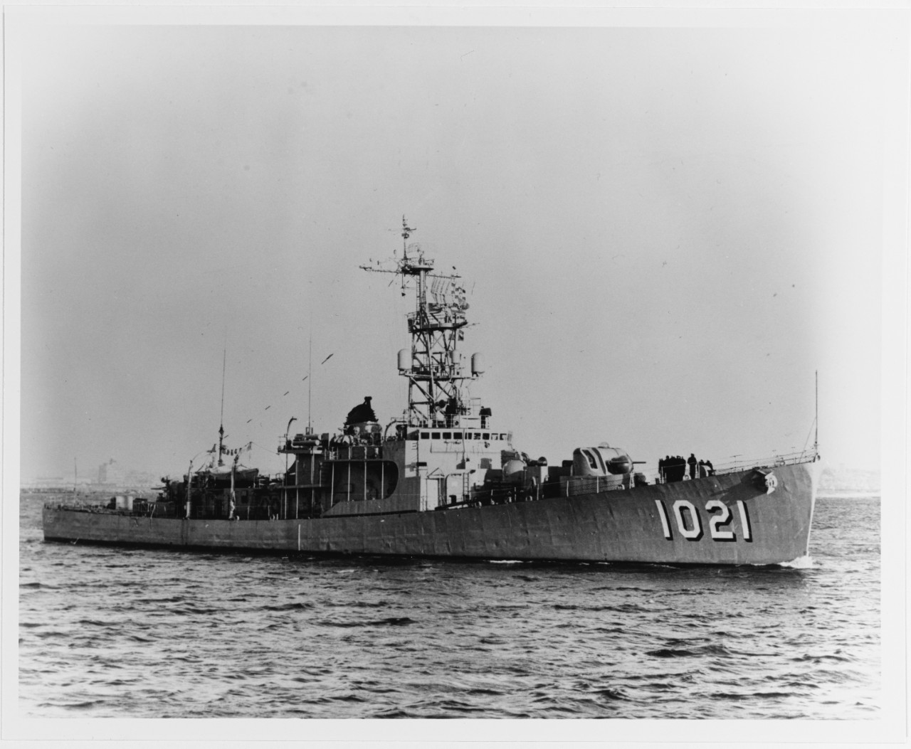 USS COURTNEY (DE-1021)