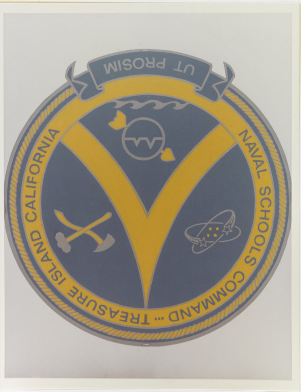 Insignia: Naval Schools Command Treasure Island, California