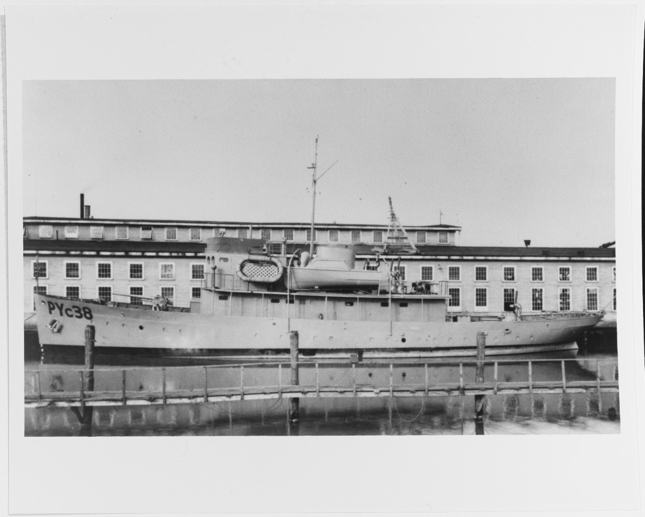 USS CAROLITA (PYc-38)