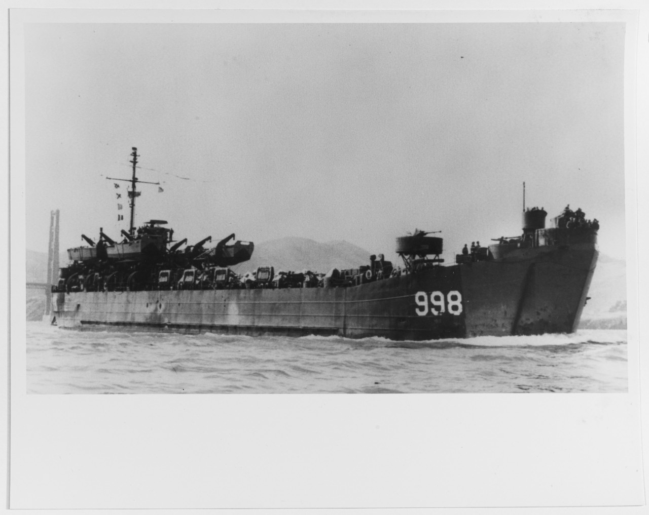 USS LST-998