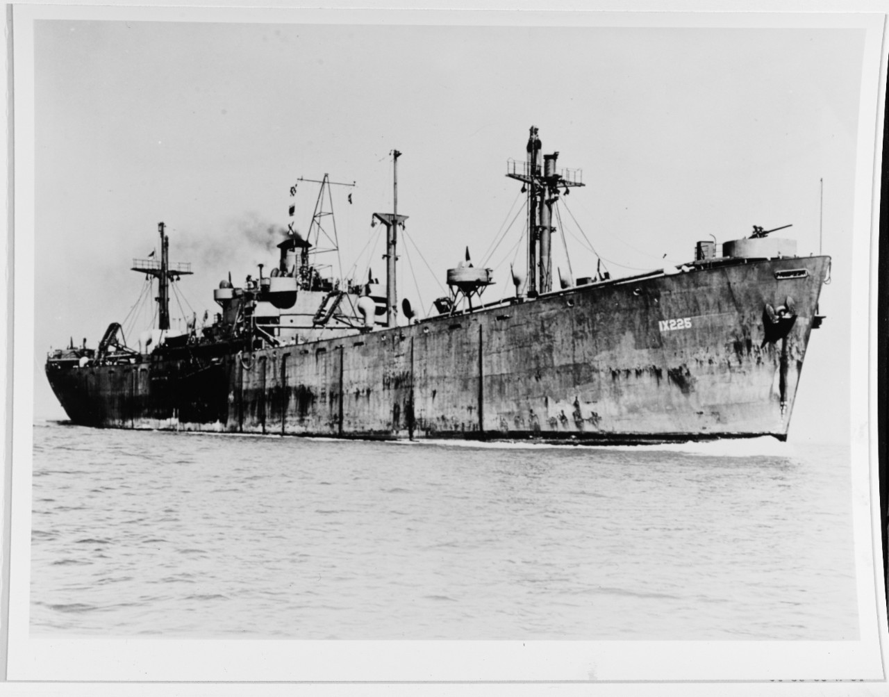 USS HARCOURT (IX-225)
