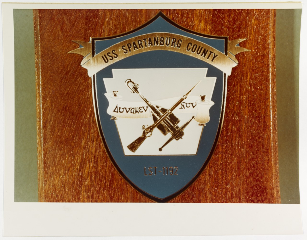Insignia:  USS SPARTANBURG COUNTY (LST-1192)