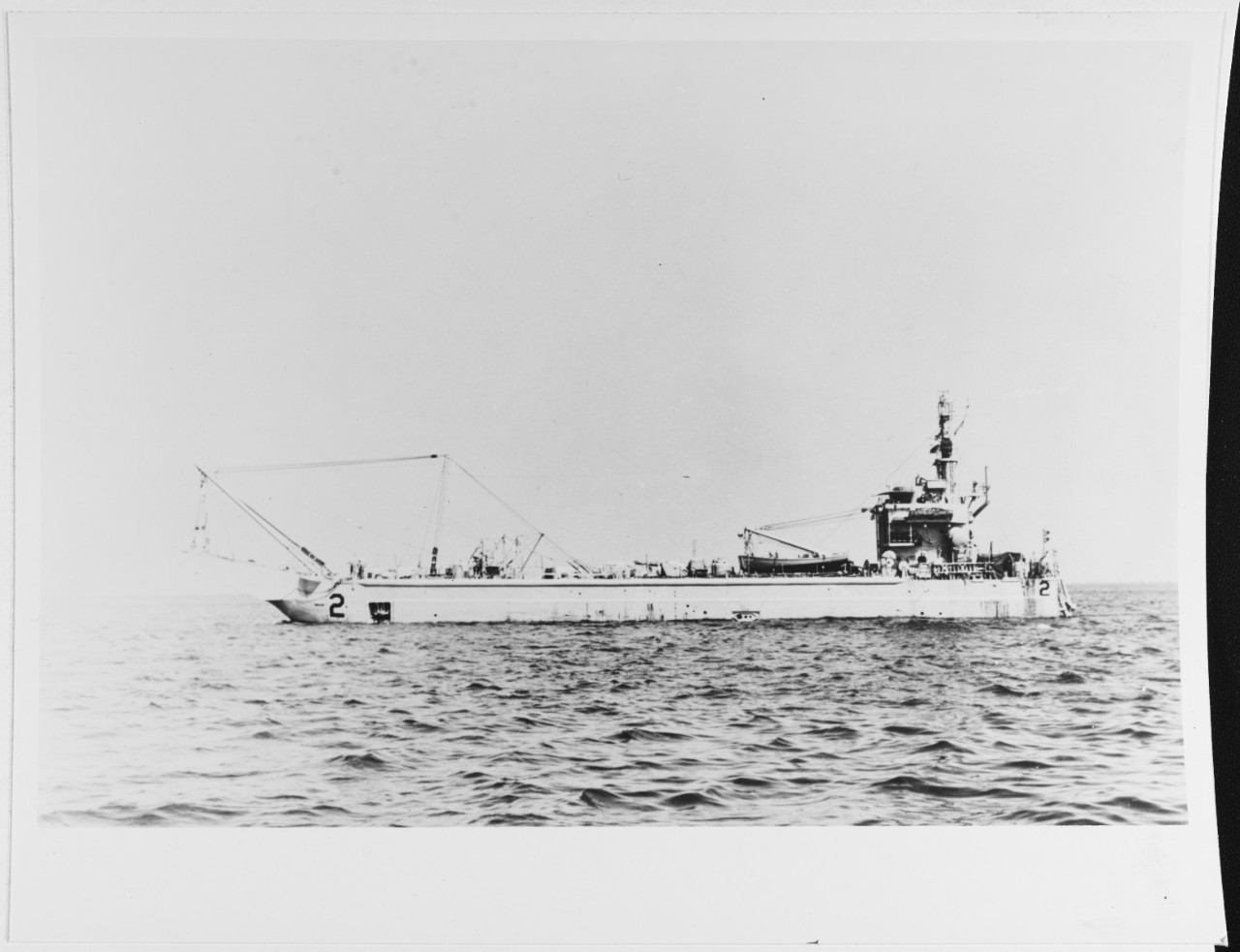 USS MENDER (ARSD -2)