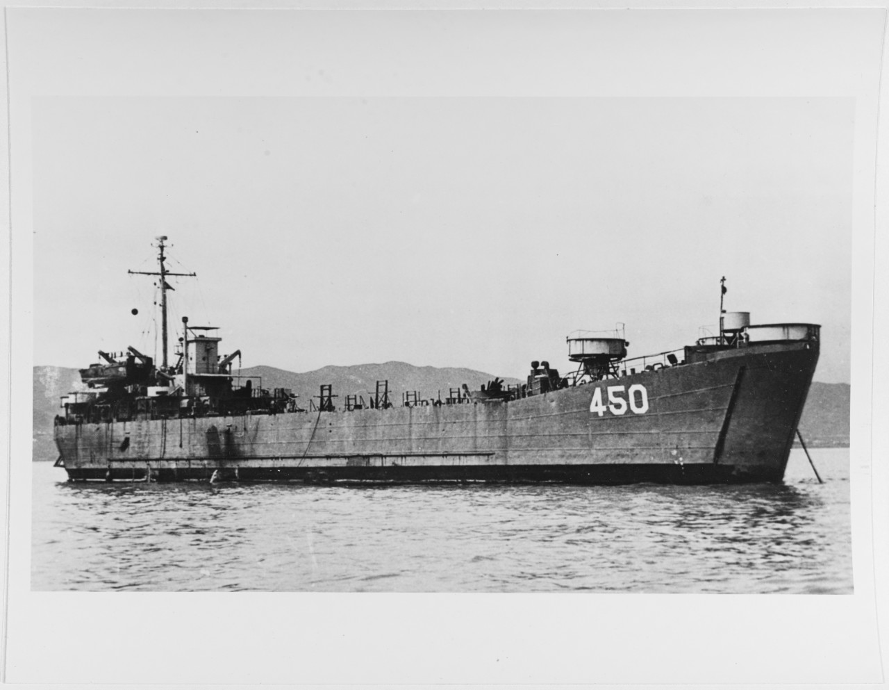 USS LST -450