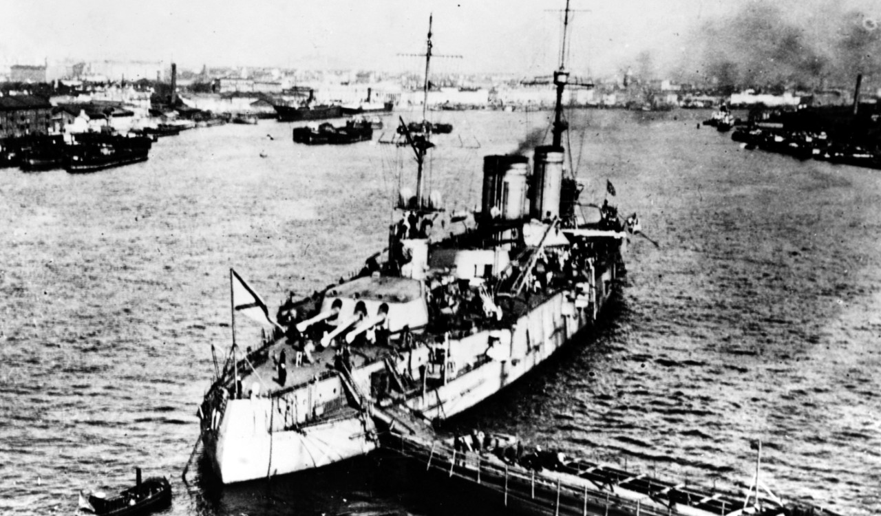 GANGUT (Russian Battleship, 1911-56)
