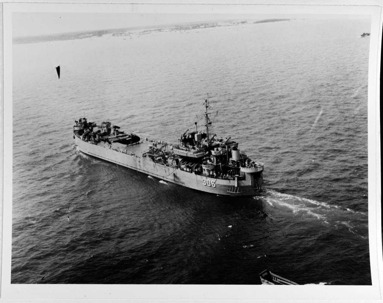 USS BERNALILLO COUNTY (LST-306)