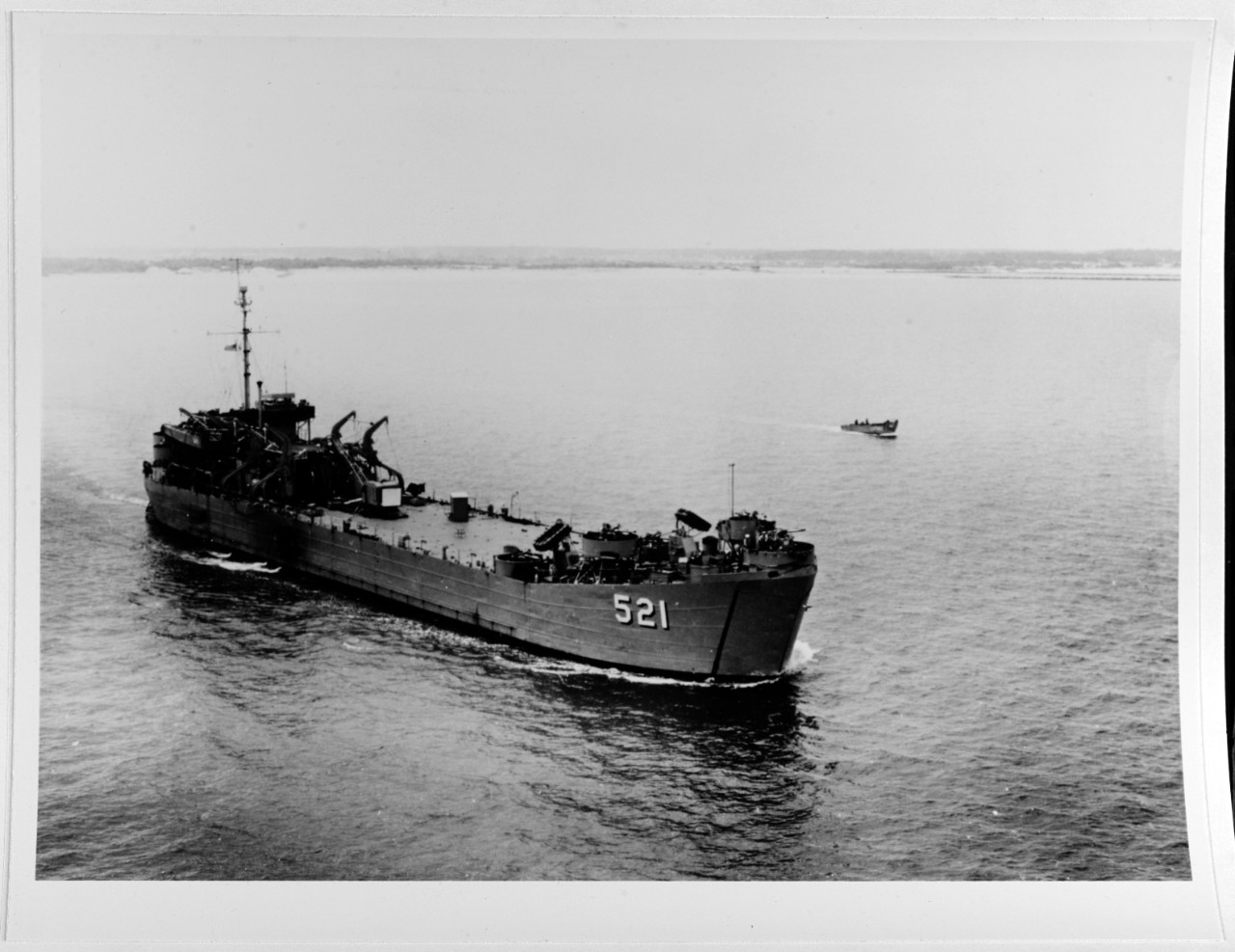 USS CAPE MAY COUNTY (LST-521)