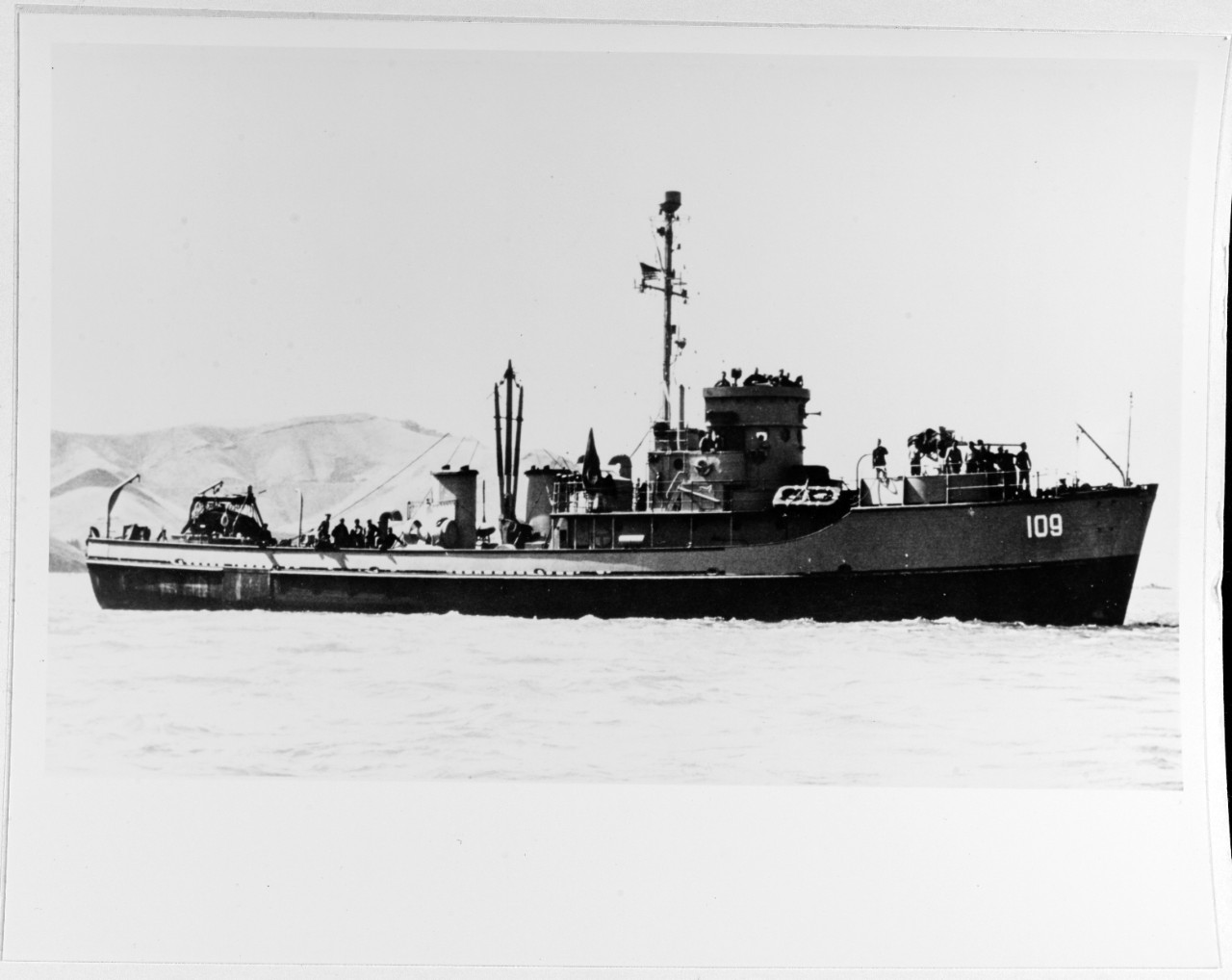 USS YMS-109 (later: BRAMBLING, AMS-42)