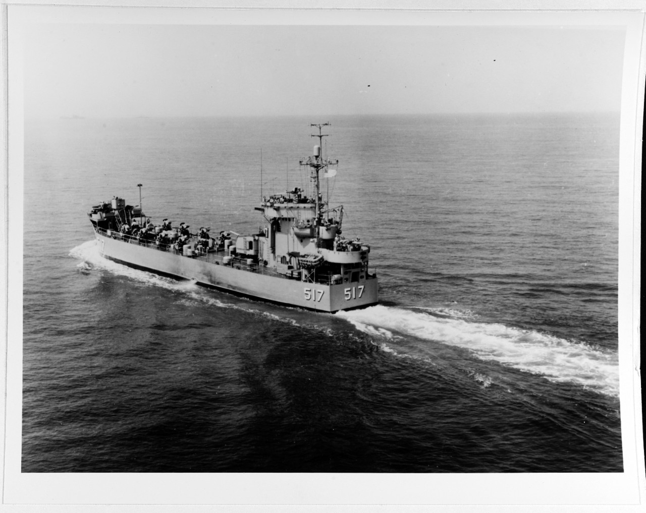 USS LSMR-517