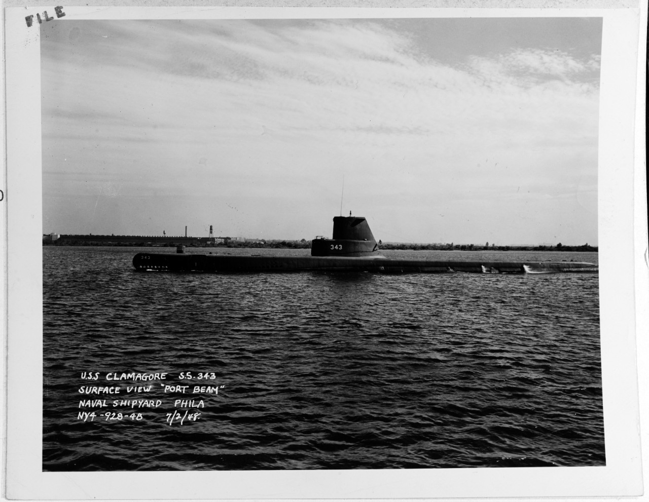 USS CLAMAGORE (SS-343)