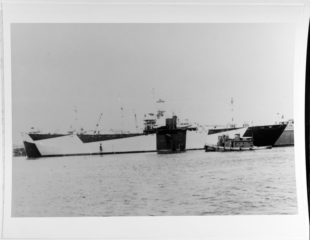Photo #: NH 85469  USS Stag