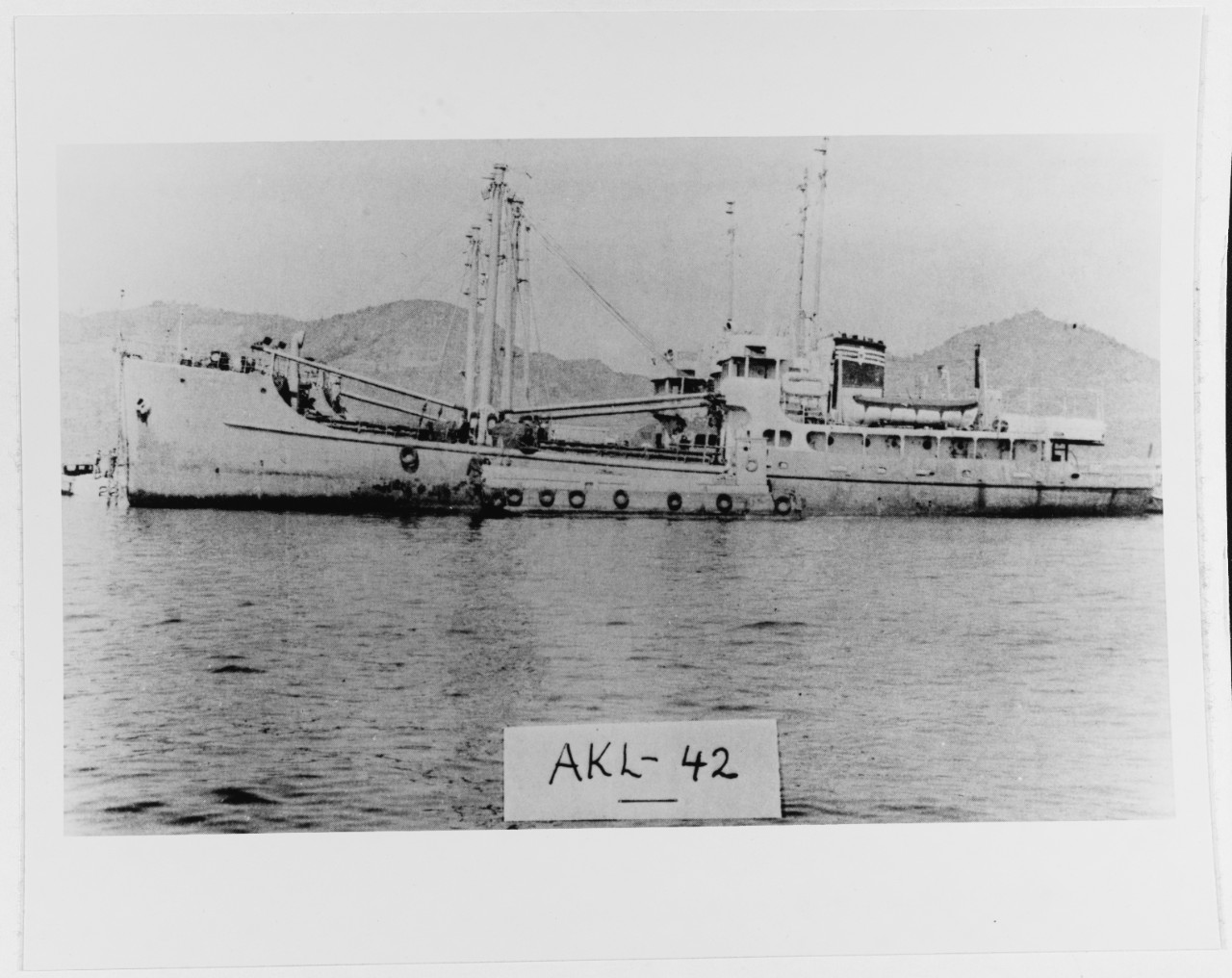 USS RENATE (AKL -42)