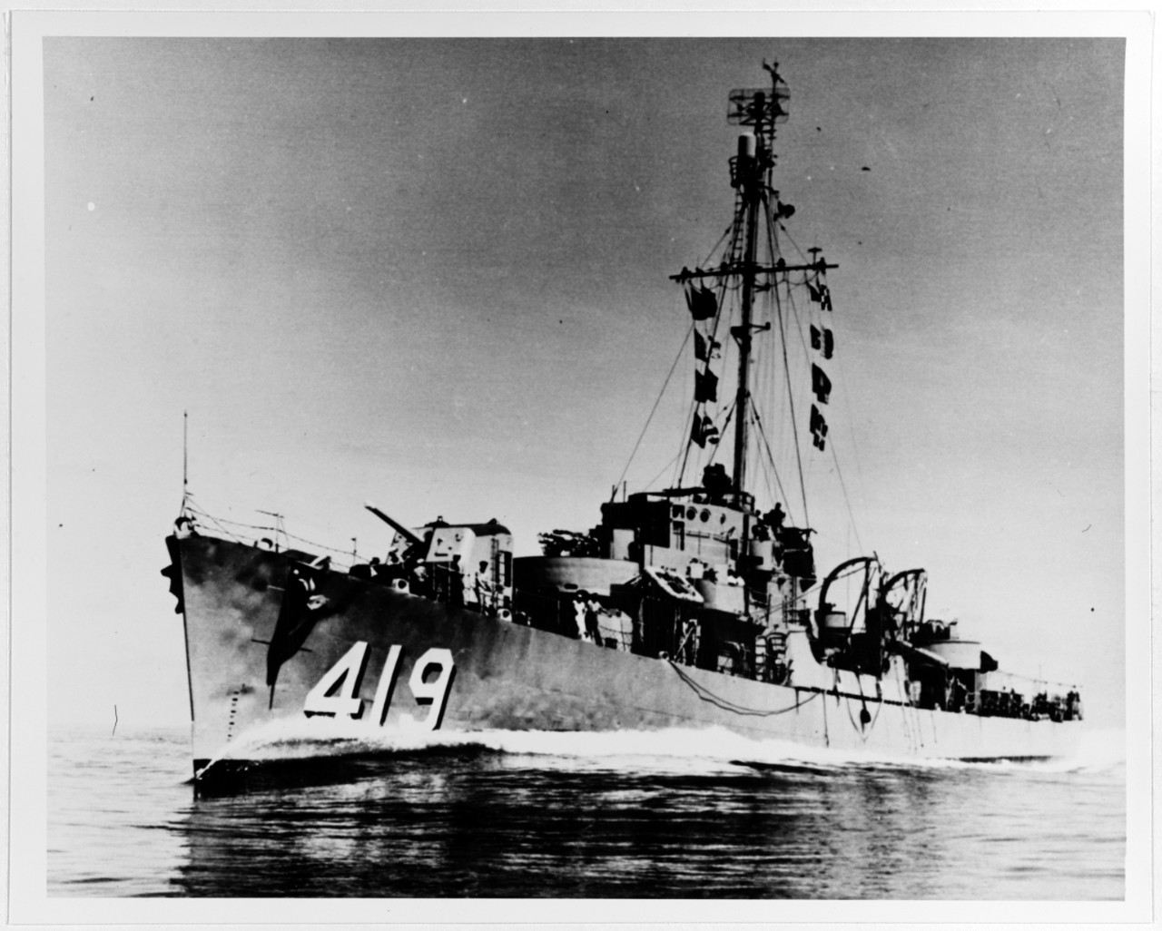 USS ROBERT F. KELLER (DE-419)