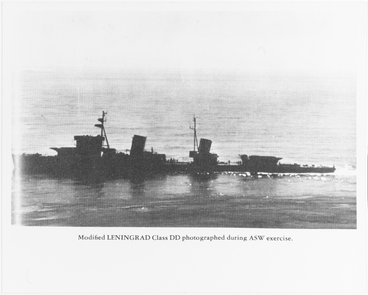 Soviet LENINGRAD class destroyer leader in the Pacific, 1958