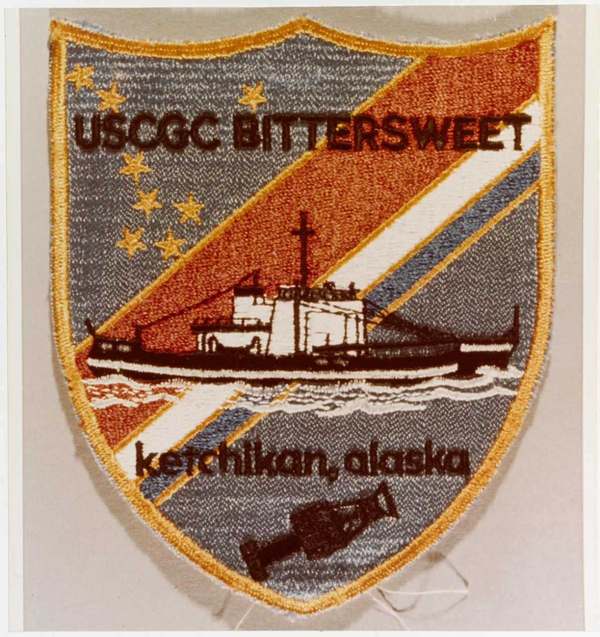 Insignia:  USCGC BITTERSWEET (WLB-389)