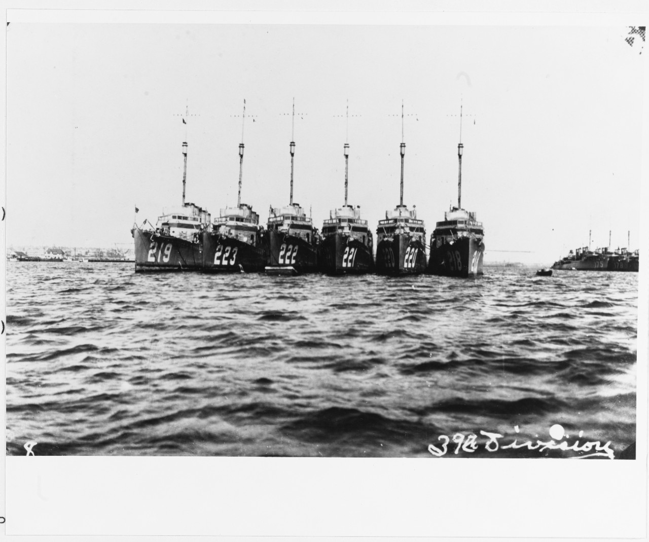 Photo #: NH 88356  Ships of the 39th Destroyer Division