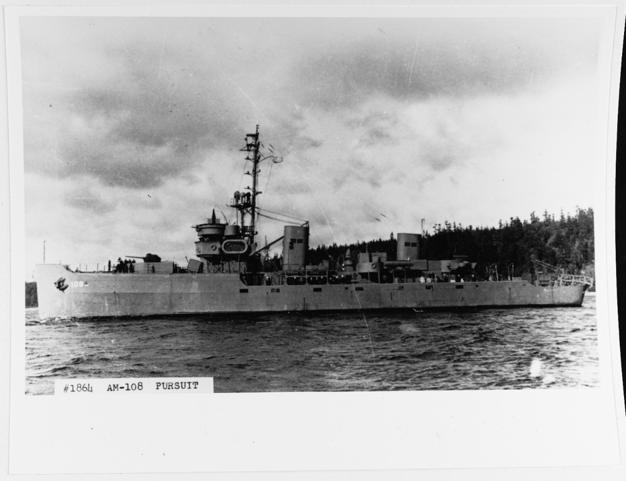 USS PURSUIT (AM-108)