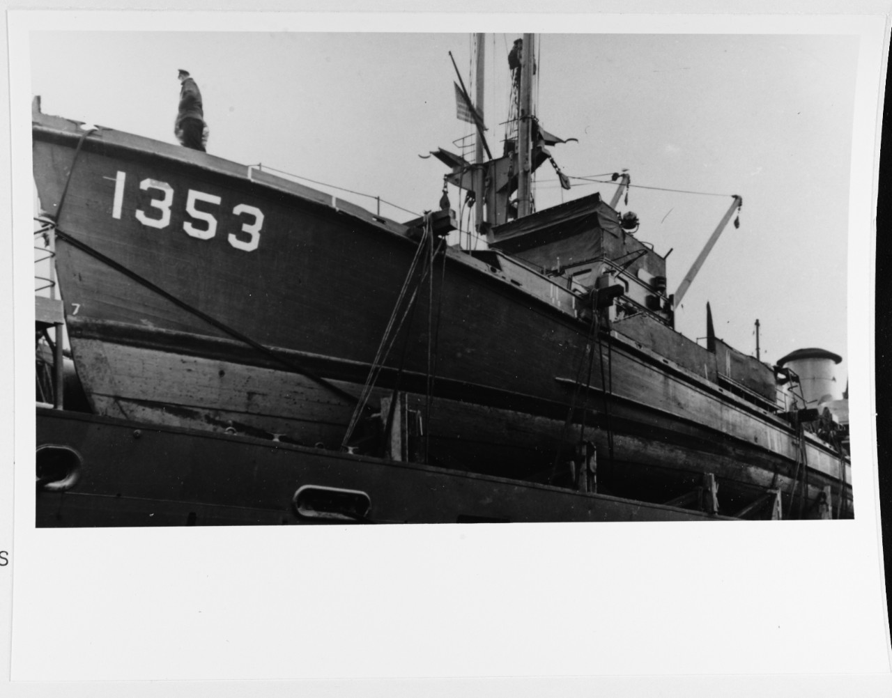 USS SC-1353