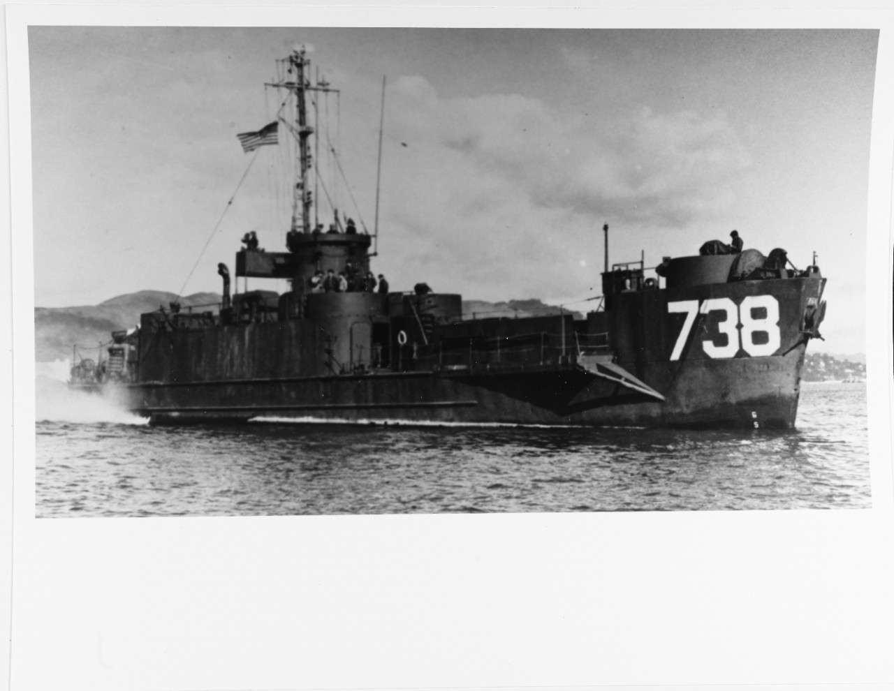 USS LCI-738