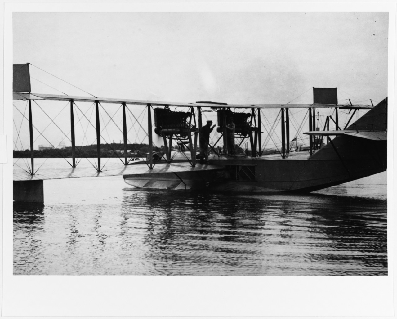 Curtiss H-16 flying boat