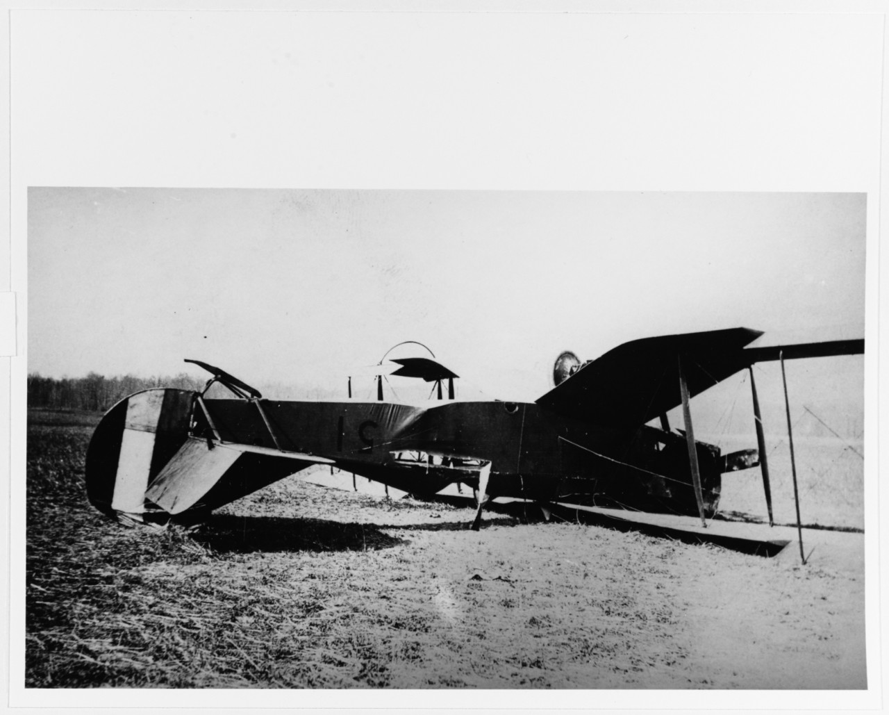 Wrecked Curtiss "R" type airplane
